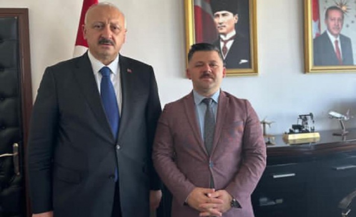 Başkan Çebi başkan Fettah oğlunu ziyaret etti