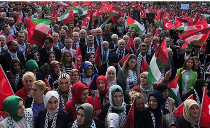 Özgür Filistin mitingi yapıldı