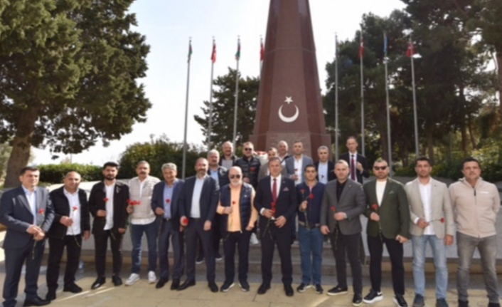 TTSO heyeti Bakü Türk Şehitliği’ni ziyaret etti