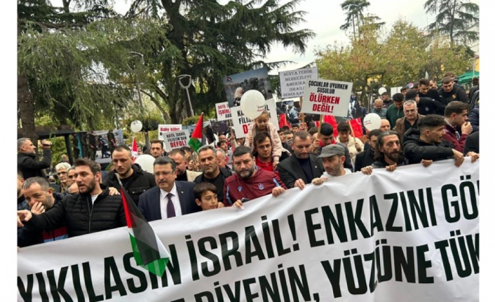 Trabzonspor taraftar derneklerinden Filistin’e destek.