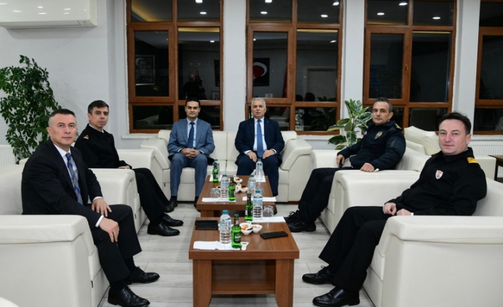 Vali Aziz Yıldırım, Trabzon Şehit Meriç Alemdar Polis Meslek Eğitim Merkezi'ni Ziyaret Etti