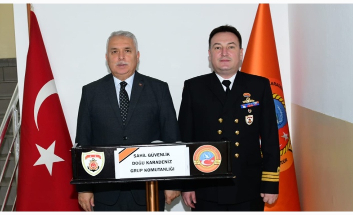 Vali Aziz Yıldırım Doğu Karadeniz Grup Komutanlığını Ziyaret Etti