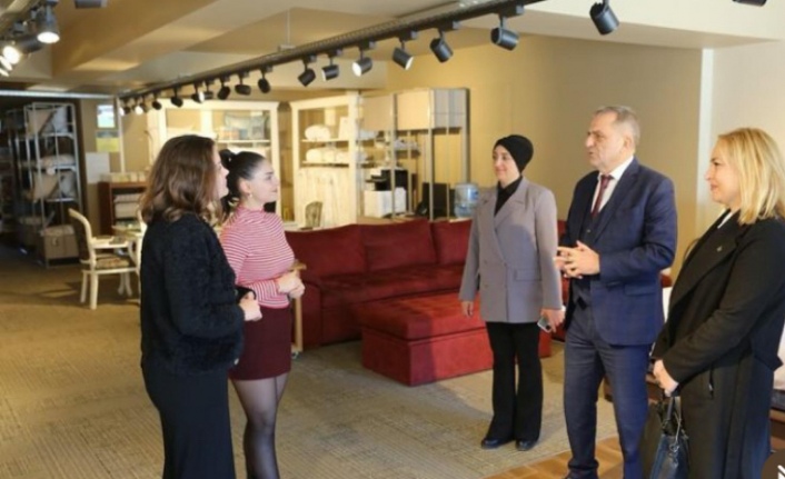 Başkan sağıroğlu esnafı ziyaret ediyor