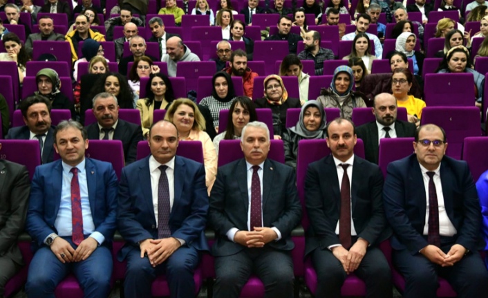 Öğretmen Akademileri Programı Hamamizade İhsan Bey Kültür Merkezinde Gerçekleştirildi