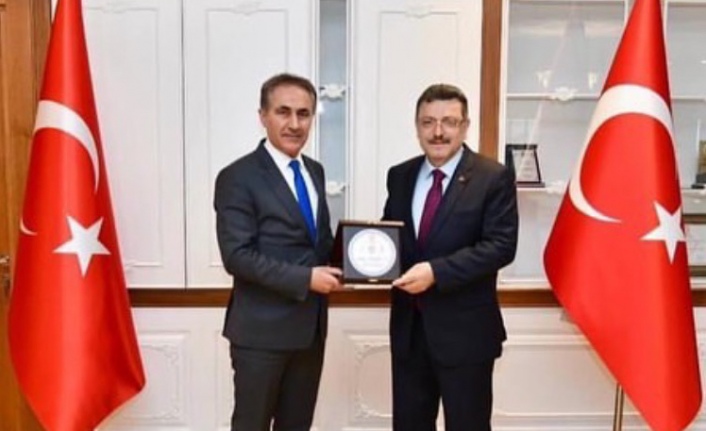 İl müdürü Arıcıoğlu Başkan Av.Genç’i ziyaret etti.