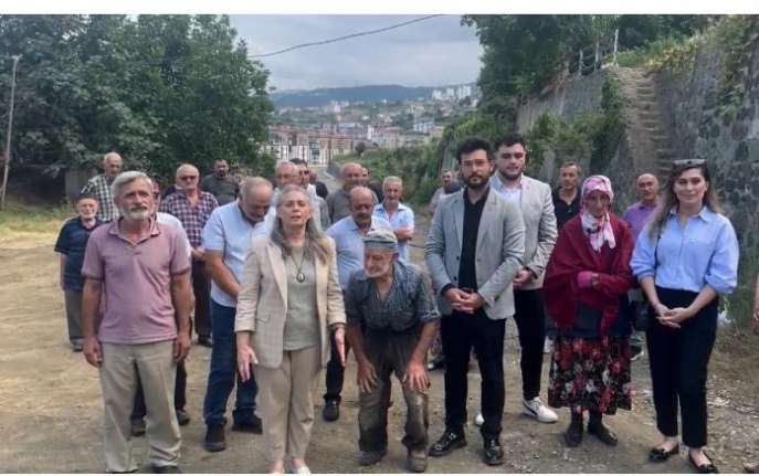 Av.Suiçmez ve Av Köroğlu ''Bu milleti mağdur ediyorsunuz''
