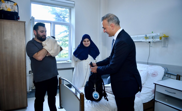 Ortahisar Belediyesi’nden Dünya Kız Çocukları Günü’nde anlamlı hareket