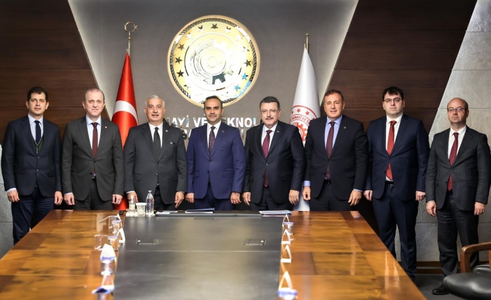 Sanayi ve Teknoloji Bakanı Kacır’la Trabzon’un projeleri görüşüldü