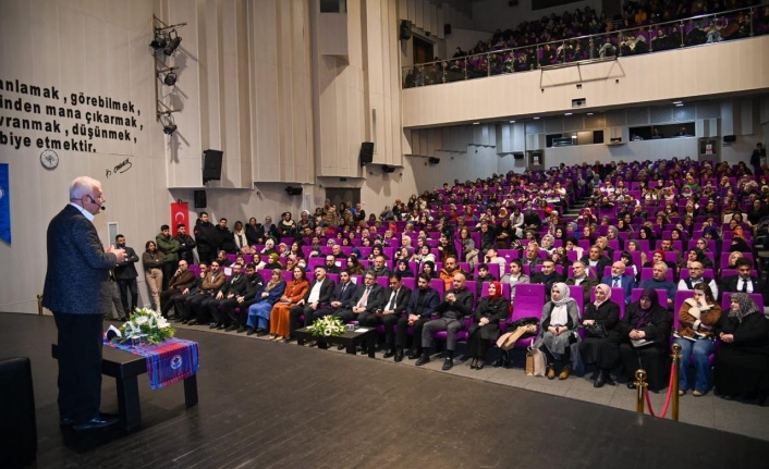Prof. Dr. Nihat Hatipoğlu Trabzon'da Vatandaşlarla Buluştu