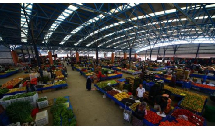 Eski meclis üyesi Erkuloğlu “Tek kişinin girdiği ihale ile şehrin tek Semt pazarını satanları affetmeyeceğiz”