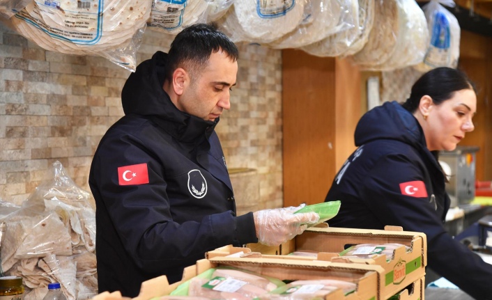 ORTAHİSAR ZABITASI, RAMAZAN ÖNCESİ GIDA İŞLETMELERİNİ DENETLİYOR