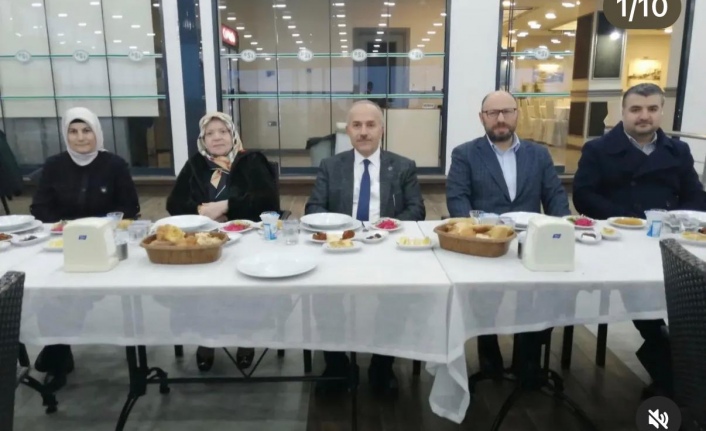 “Rektör Prof. Dr. Emin Âşıkkutlu, İftar Sofrasında Personelle Buluştu”