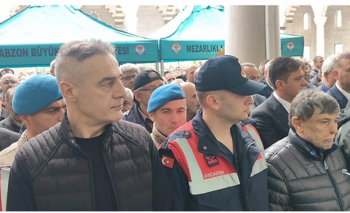 Trabzon İş Dünyasının Acı Günü Nevzat Özer Dualarla Son Yolculuğuna Uğurlandı