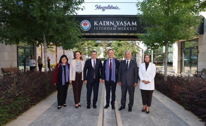 Çin Büyükelçisi Kadın Yaşam Merkezini Ziyaret Etti