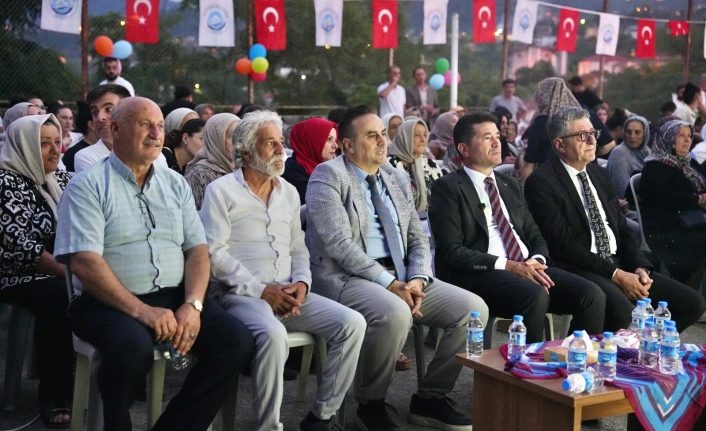 ‘MAHALLE ŞENLİKLERİ’ İLE GÖLÇAYIR’DA EĞLENCELİ BİR YAZ AKŞAMI YAŞANDI