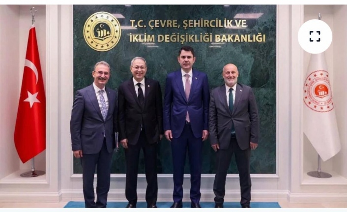 Trabzon İçin Ankara'da Kritik Zirve! Bakan Kurum'dan Destek Mesajı