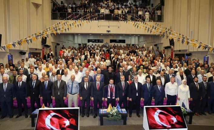 Ak Parti il Divan’ı adalet Bakanı Akın gürlek’in  katılımıyla gerçekleştirildi