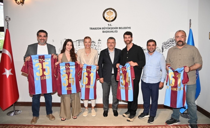 BAŞKAN GENÇ, ‘SEVDAM KARADENİZ’ DİZİSİNİN OYUNCU VE YAPIM EKİBİNİ AĞIRLADI