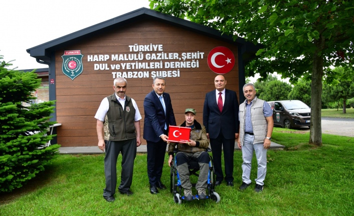 BİR FORMA, BİR KOLTUK, BİR HATIRA, BİR VEFA…