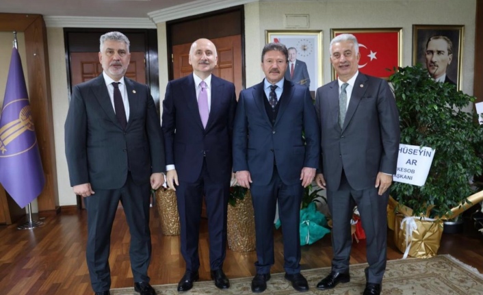 AK Parti Trabzon Milletvekillerinden Genel Başkan Yiğiter’e Hayırlı Olsun Ziyareti