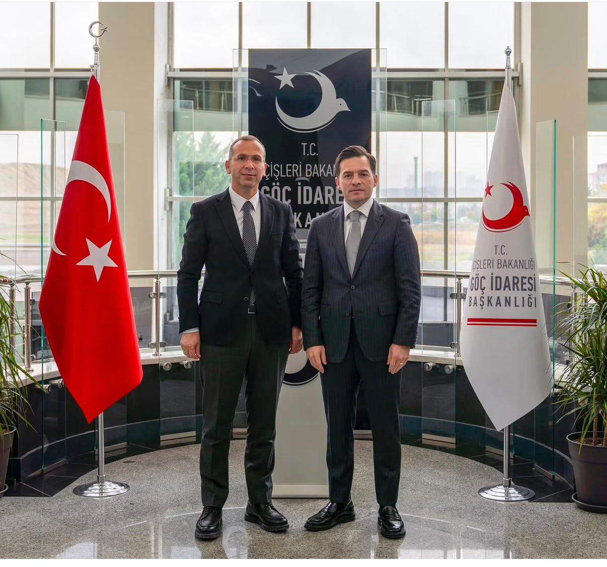 Av. Salih Cora, Göç İdaresi Başkanı Yazıcı’yı Ziyaret Etti