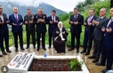 protokol şehitlerin Mezarlarını ziyaret ettiler.