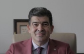 Prof.Dr.Narter önce Genel Sekreterliği şimdide Trabzon Üniversitesini bıraktı.