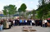 Vali Şahin AKPli gençlerle kamp yaptı.
