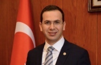 Av.Salih Cora bakan uraloğlu’na teşekkür etti.