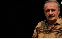 Emekli polis Mustafa Özkan Hakka yürüdü.