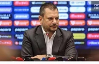 Başkan doğan birkaç hocayla görüşüyoruz.
