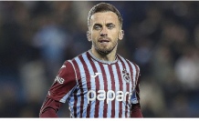 Viska’nın sözleşmesi donduruldu.