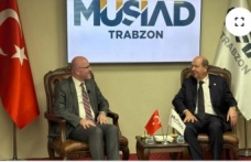 Eski Cumhurbaşkanı Tatar Trabzon’da