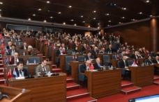 BÜYÜKŞEHİR’İN 2025 YILI FAALİYET RAPORU YETERLİ BULUNDU