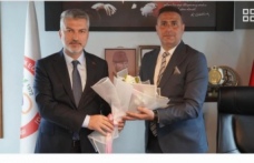 Başkan Dr mumcu Ecz. başer’i ziyaret etti.