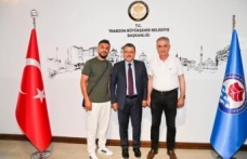 Başkan av genci ziyaret.