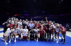 Erkek voleybolcular çeyrek finale yükseldiler