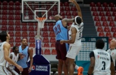 Aliağa Petkim Spor 91-73 Trabzonspor