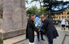 Başkan Orhan anıta Çelenk sundu