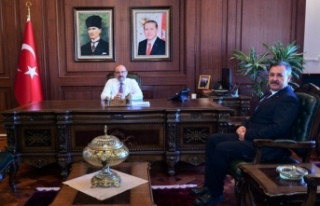 Vali Ustaoğlunu ziyaret