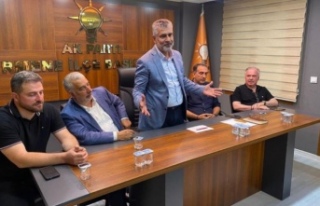Milletvekilleri Sürmene ilçe Divanına katıldı.