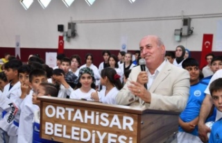 SALONLARA SIĞMAZ OLDUK