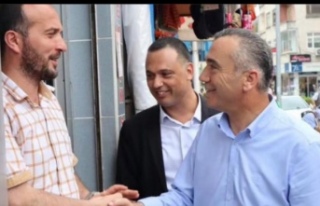 Milletvekili Aydın Vakfıkebir’i arşınladı.