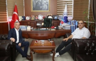 Milletvekili gurban başkan Bıyık’ı ziyaret etti.