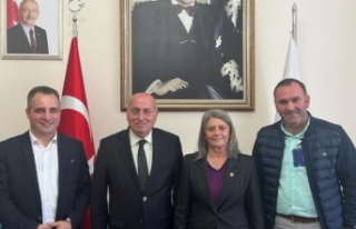 Av.Suiçmez’i ASKF makamında ziyaret etti.