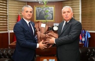 Vali Aziz Yıldırım Yomra İlçesini Ziyaret Etti