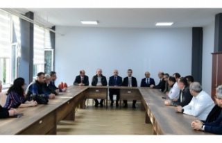 Vali Aziz Yıldırım Beş Gün Önce Denize Düşerek...