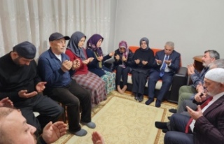 Vali Yıldırım ve il müftüsü Aydın taziyelerini...