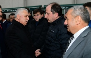 Vali Yıldırım ve müdür esentürk taziyelerini...