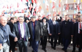 Başkan Av.genç akçaabat’ta folklor gösterileri...